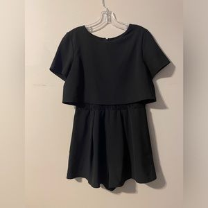 Bar III short sleeve Romper with lace bodice, size L, good condition